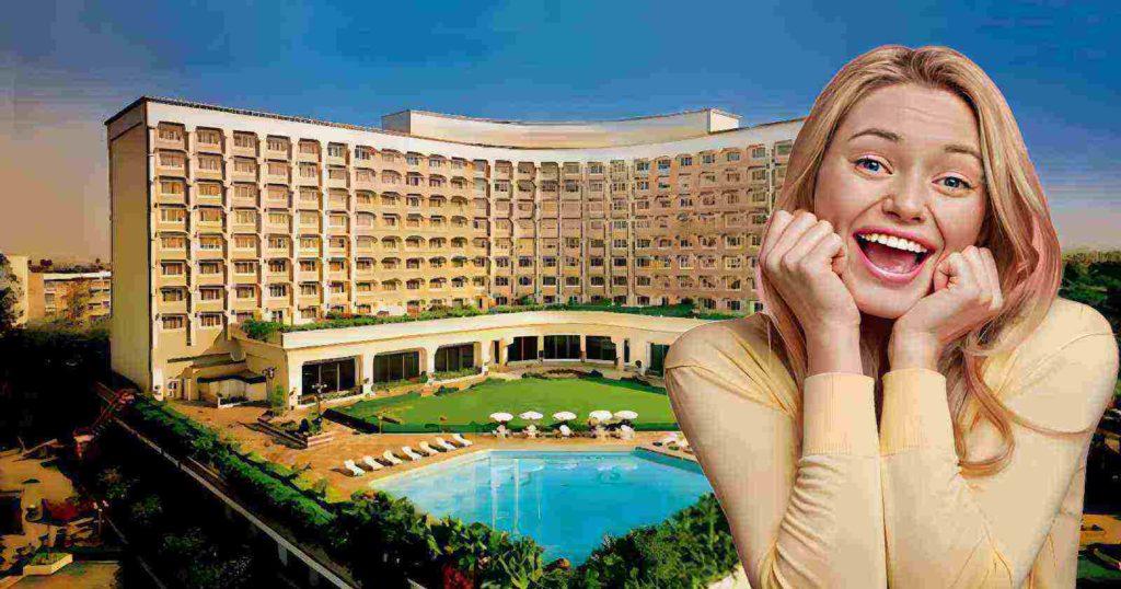 A Five Star Hotel / একটি পাঁচ তারা হোটেল